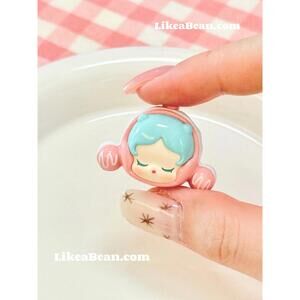 Pop Bean Macaron Dessert Series - Skullpanda Berry Yogurt